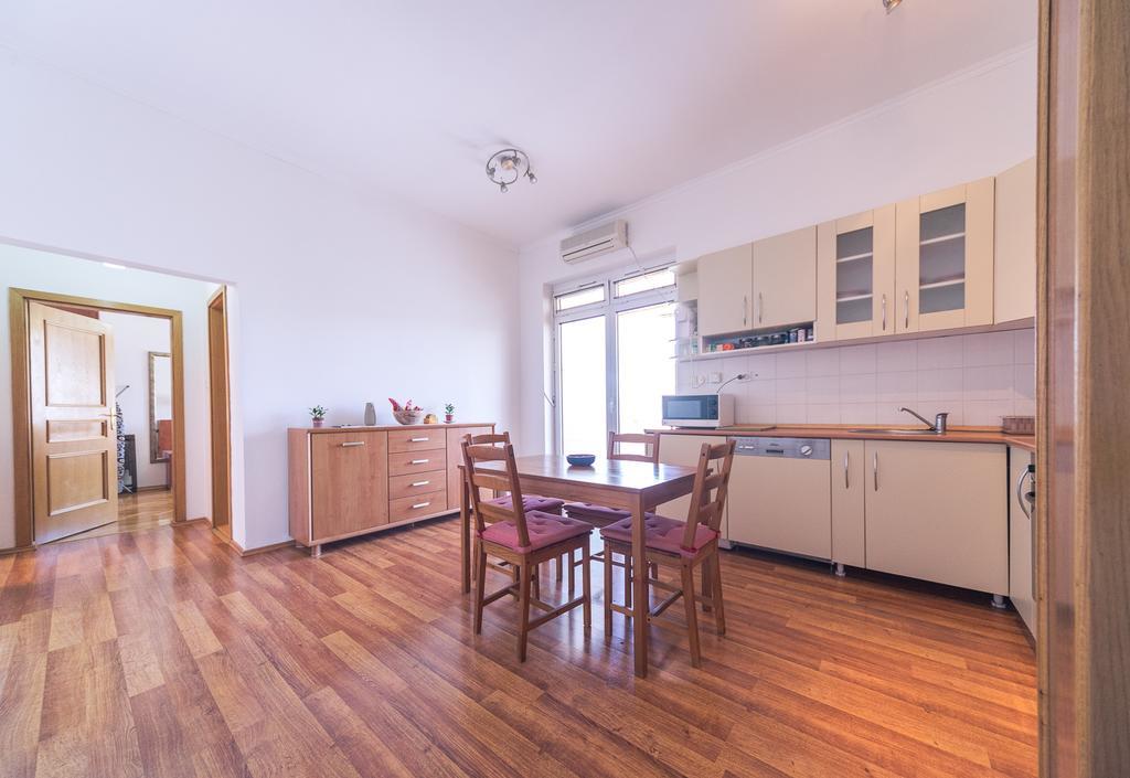 Apartment Kruna Center 포드고리차 외부 사진